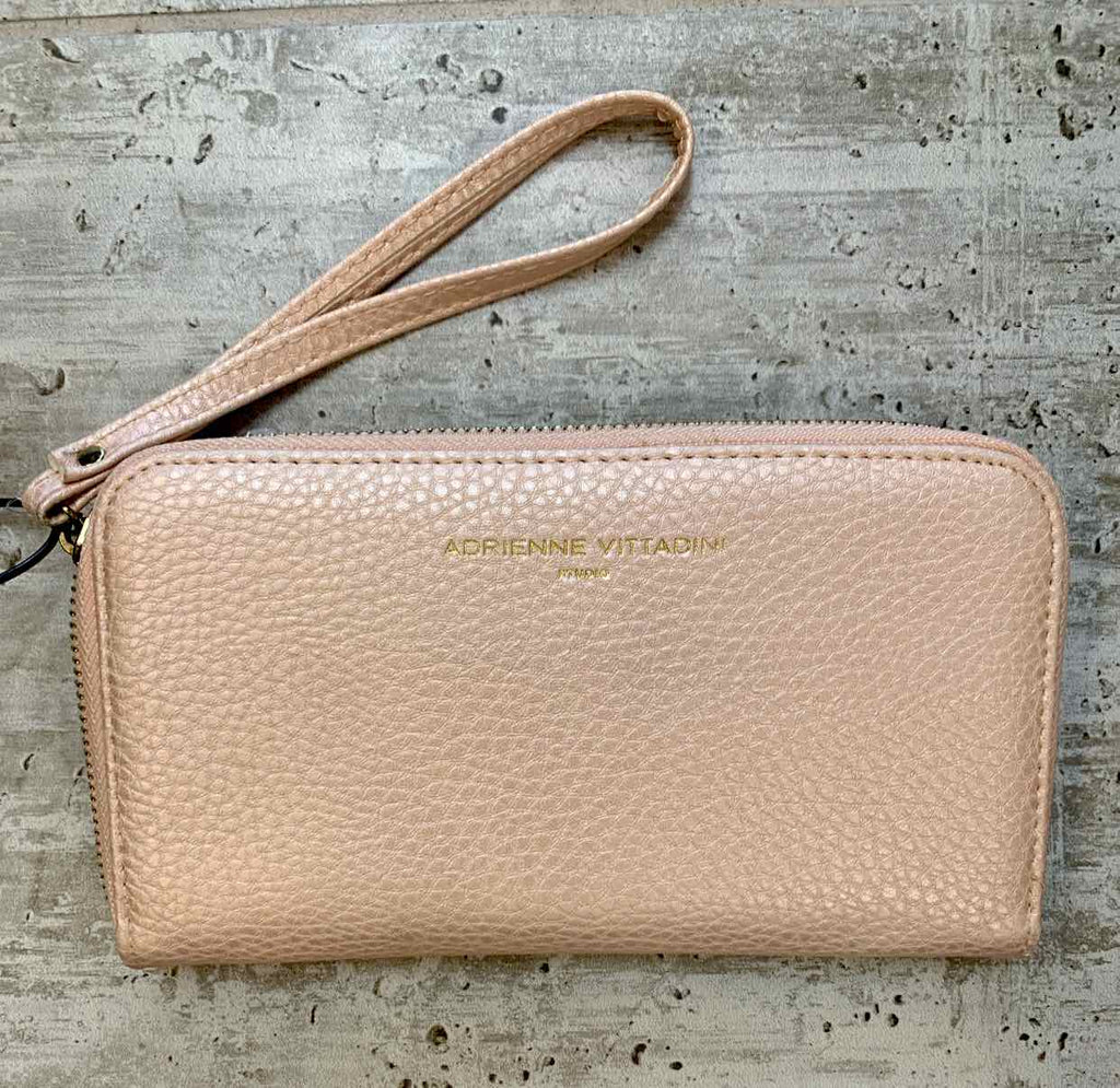 Adrienne Vittadini Purse With Charger Adrienne Vittadini Pink