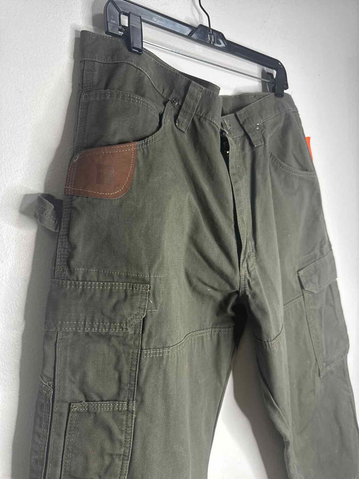 Size 38 X 30 Wrangler Olive Pants & Shorts Misc. Pants