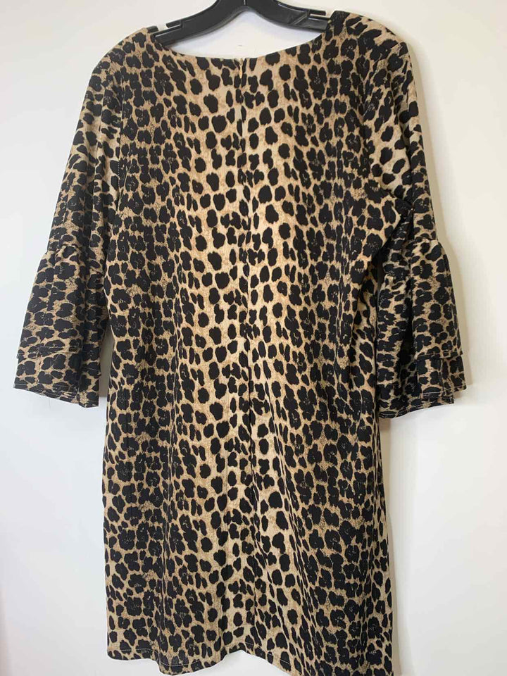 Women Size M Belongsei Animal Print long sleeve dress