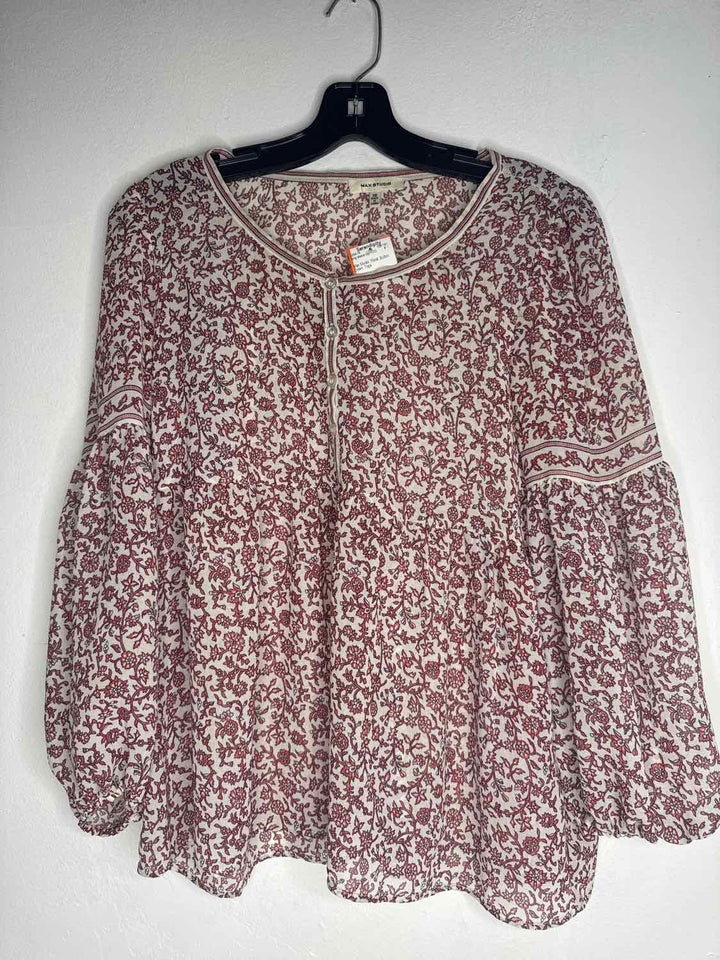 Max Studio Size XS Floral Button Down long sleeve top