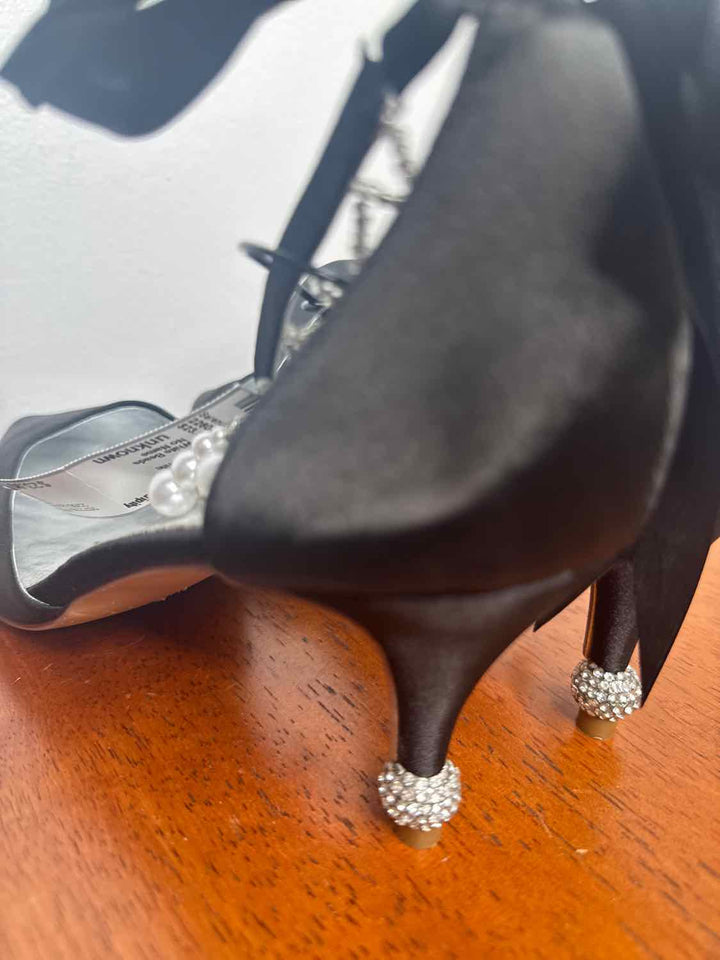 No Name Shoe Size unknown Black high heel