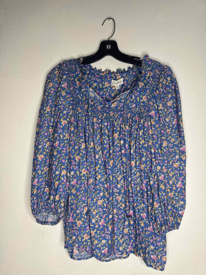 Wonderly Size XL Blue V-neck long sleeve top