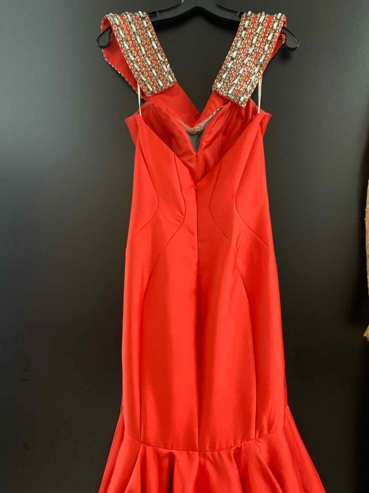 Women Size 6 Rachel Allan Red formal dress