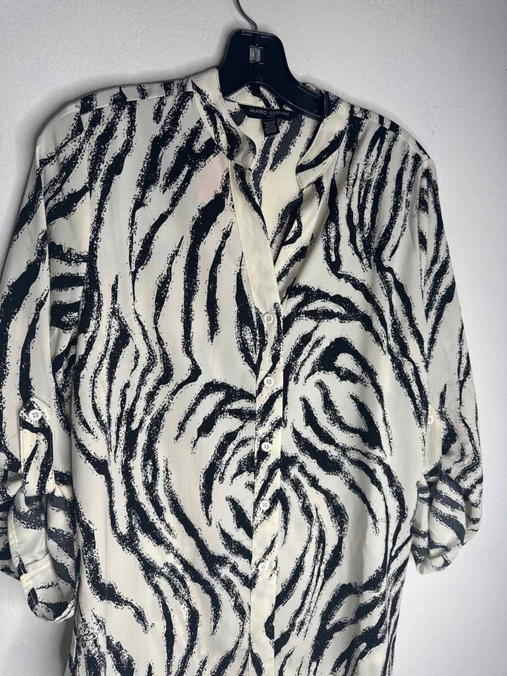 Mario Serrani Size XS Button Down Blk & White long sleeve top