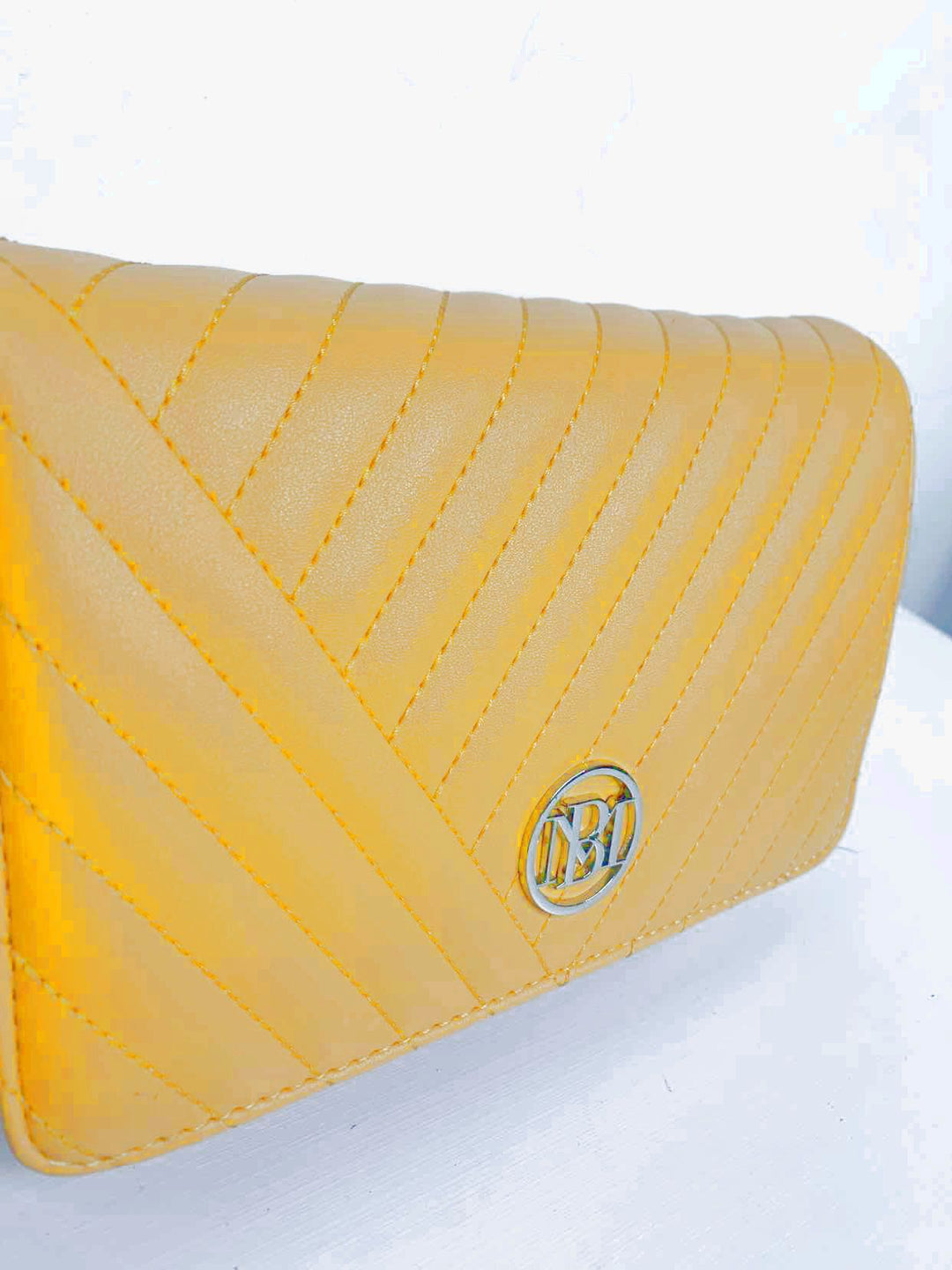 Badgley Mischka Mustard crossbody