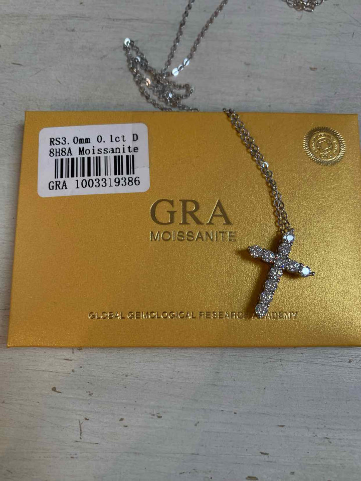 Moissanite Size s/m silver Necklace