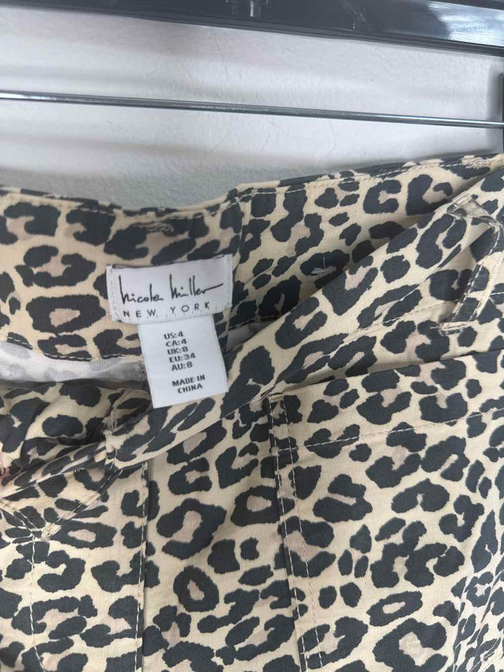 Women Size 4 Nicole Miller Animal Print casual