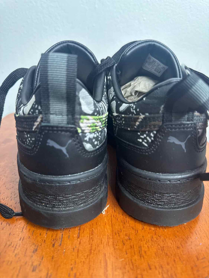 Puma Shoe Size 8 Black athletic sneaker