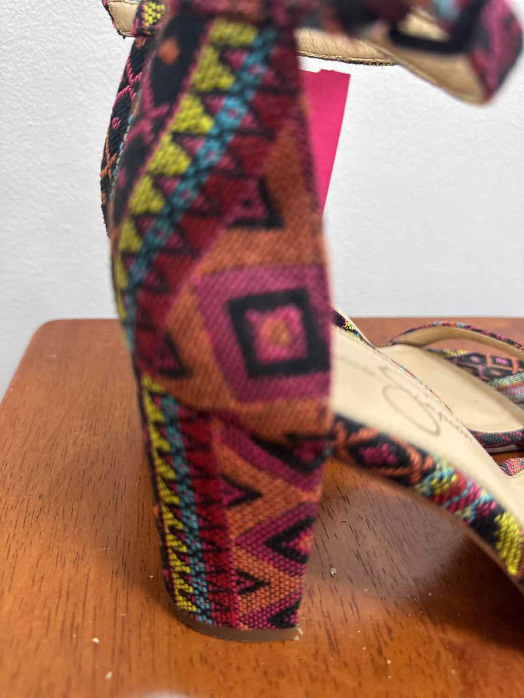 Jessica Simpson Shoe Size 7 Multi-Color high heel