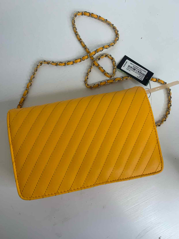 Badgley Mischka Mustard crossbody