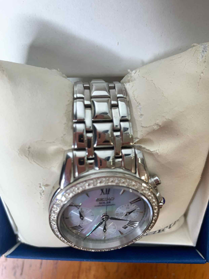 SEIKO Size Large silver Watch