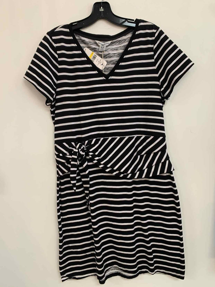 Tommy Bahama Size M Black Print NWT sundress