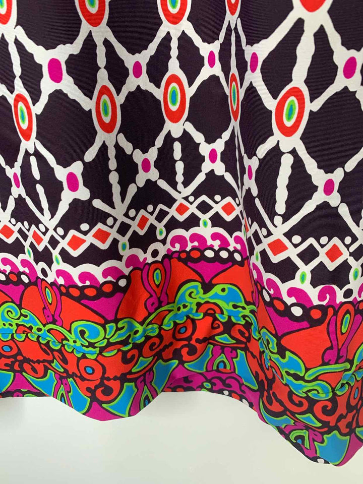 Women Size M Trina Turk Multi-Color short sleeve