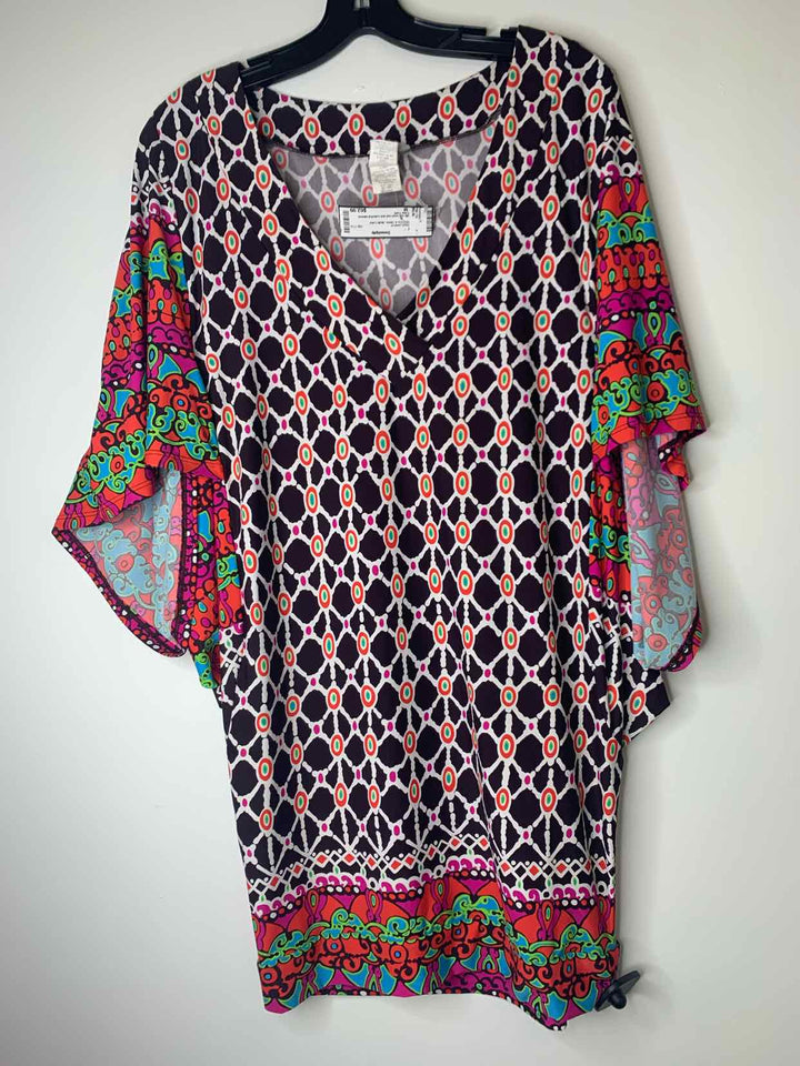 Women Size M Trina Turk Multi-Color short sleeve