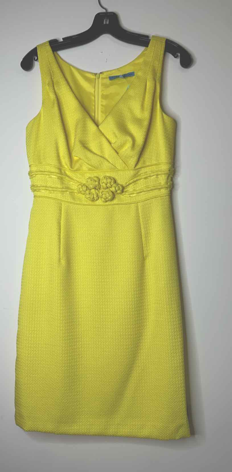 Women Size 4 Antonio Melani Yellow Sleeveless Dress