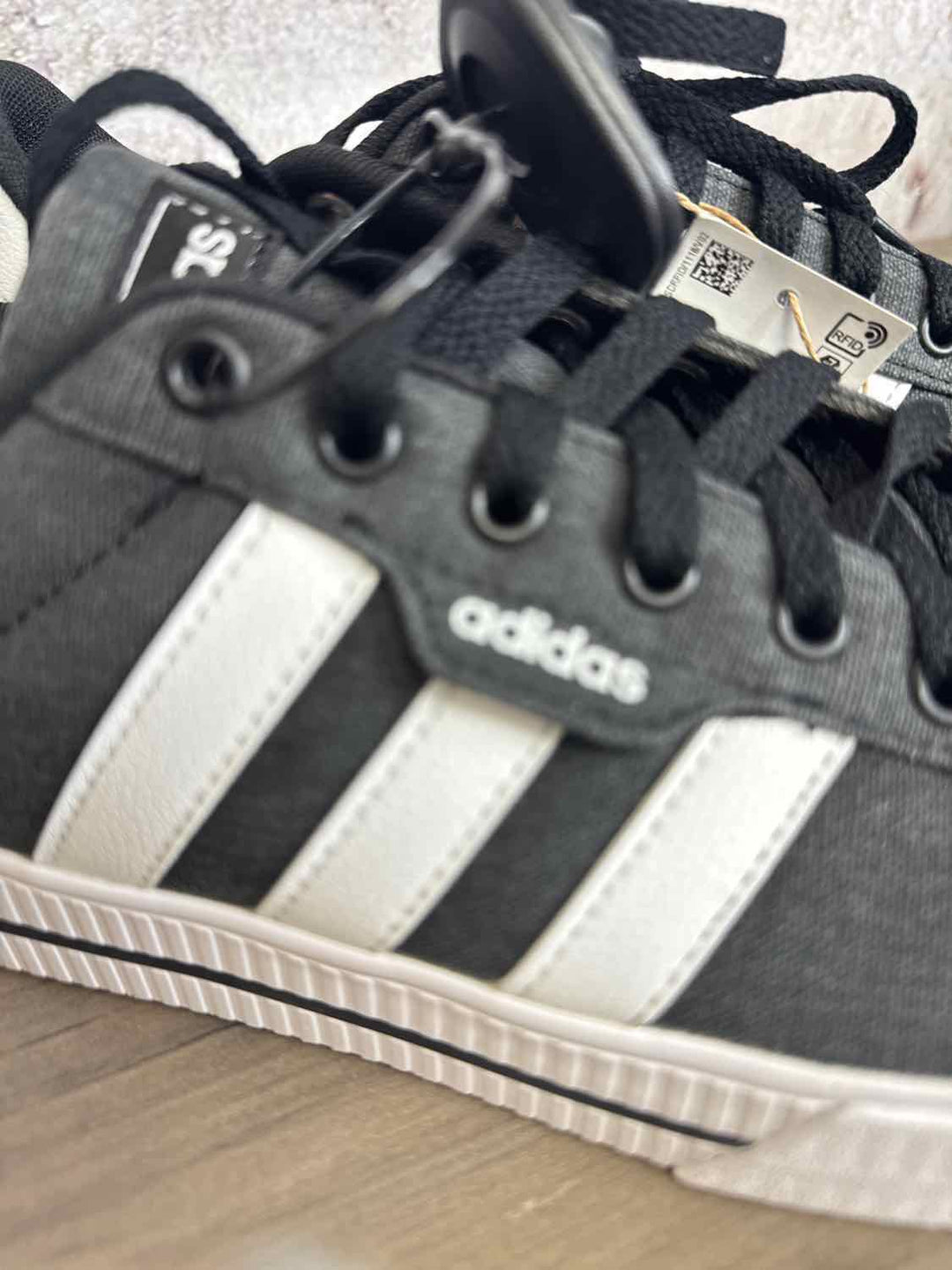 Adidas Shoe Size 8 Grey athletic sneaker