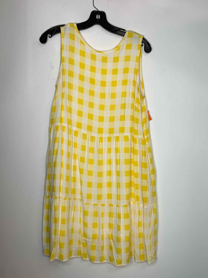 Women Size M Yellow sleeveless dress