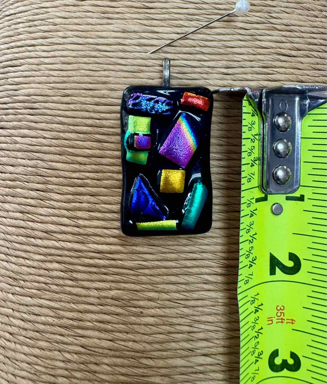 SwirlyQs Size M/L Metallic NWT Pendant only