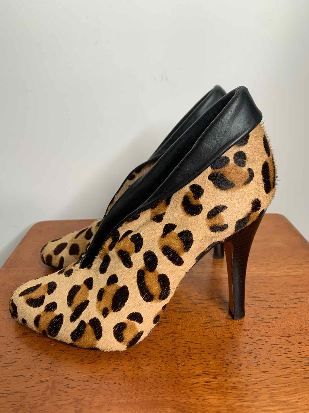 Steve Madden Animal Print W Shoe Size 7.5 high heel