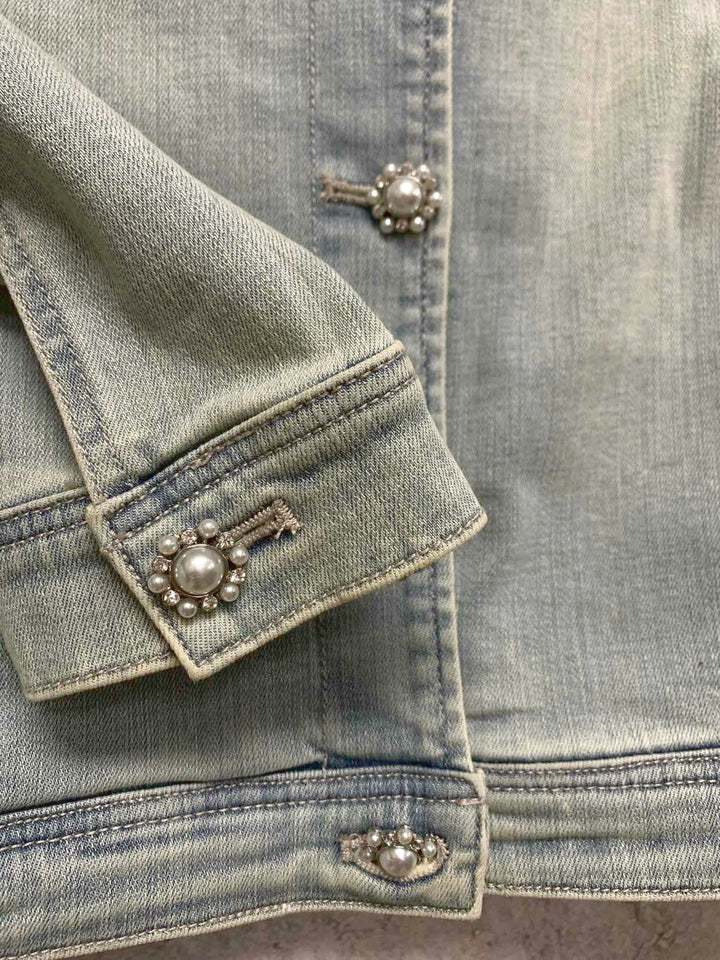Chicos Size 1 Denim denim jacket