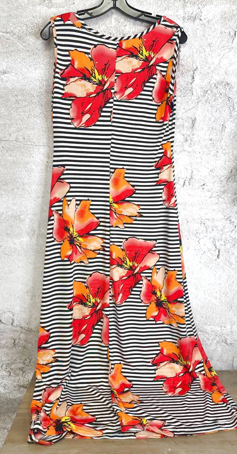 RN Studio Size S Orange short sleeve