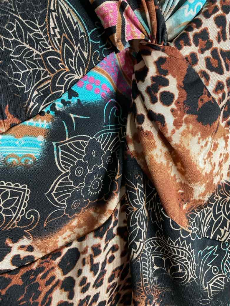 Laura Max Size M Multi-Color V-neck Gathered Waist long sleeve top