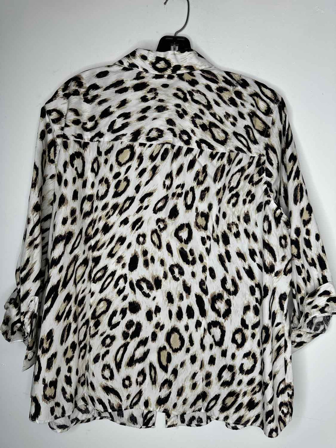 Chicos Women Size 3 Animal Print long sleeve top