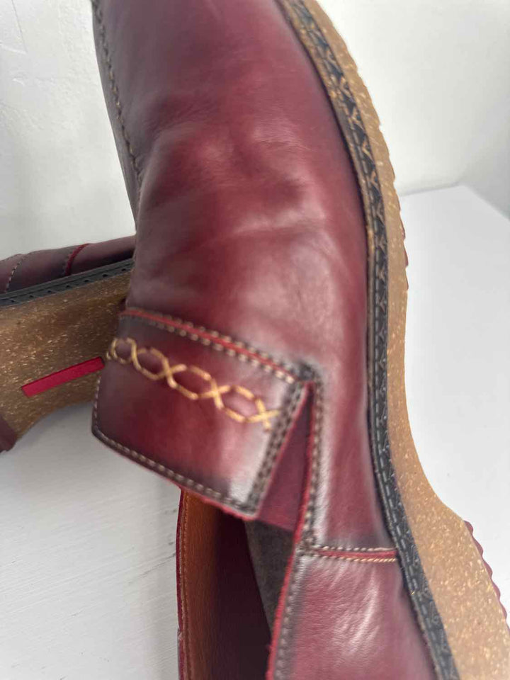PIKOLINOS Shoe Size 11 Red wedge