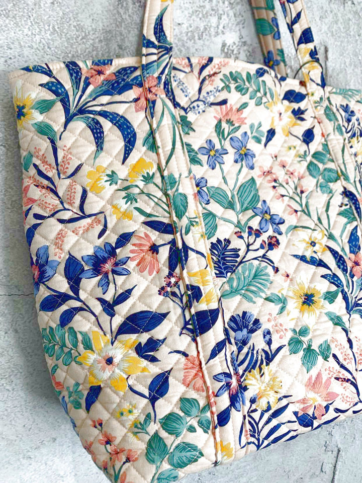 Vera Bradley floral tote bag