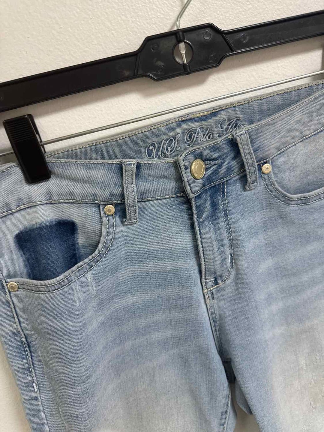 Polo Size 4 Denim Distressed /Fringe jean capri