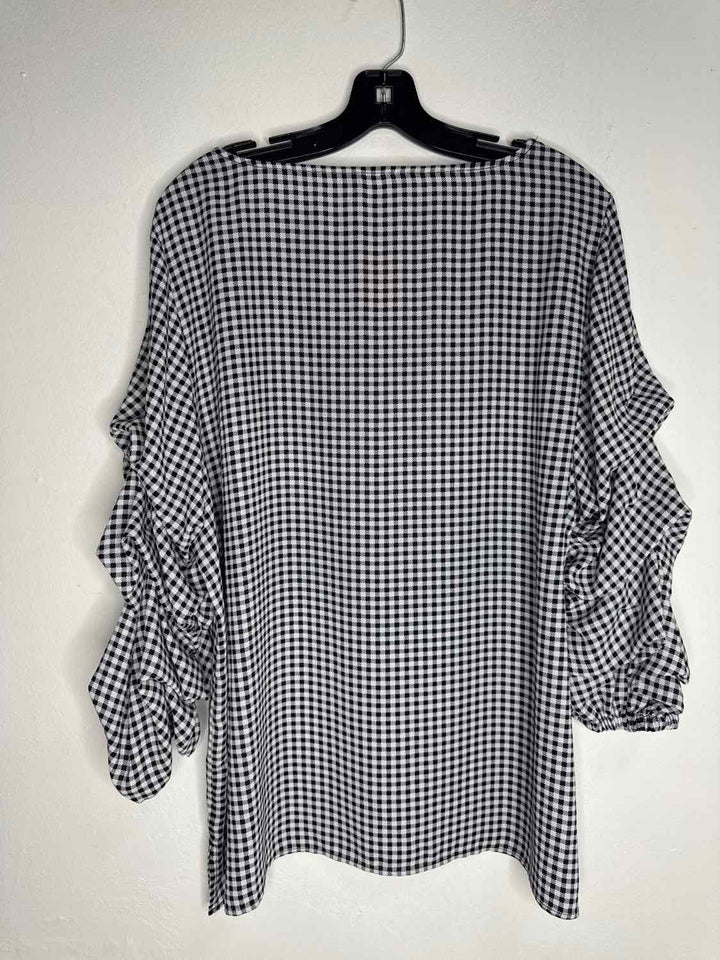 Slim Factor Size L Scoop Neck Blk & White long sleeve top