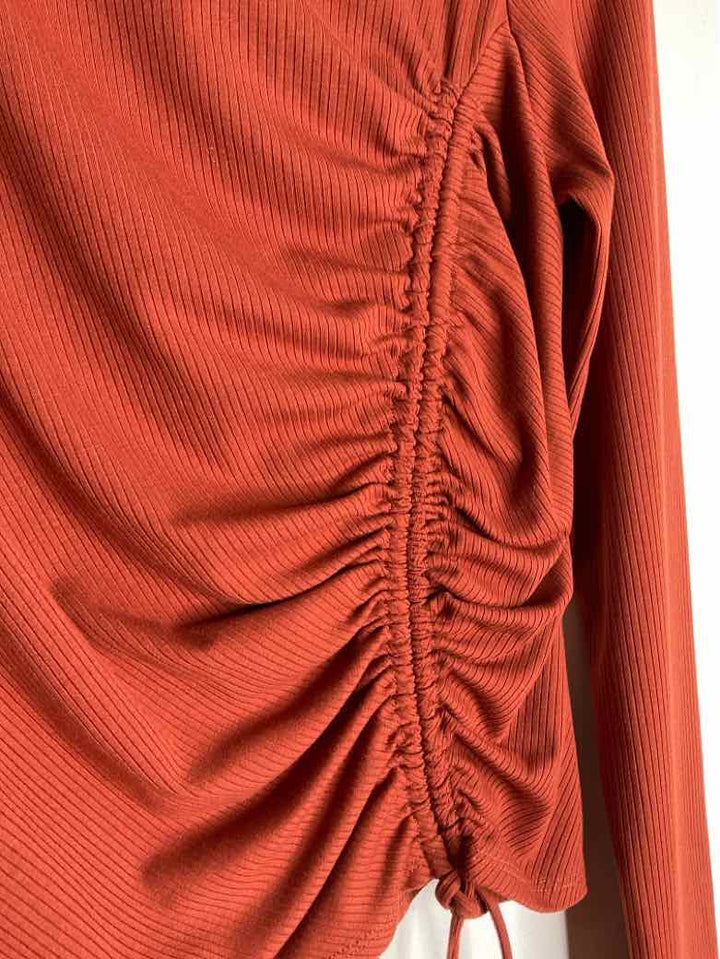 Paperoc Size L Rust High Neck long sleeve top