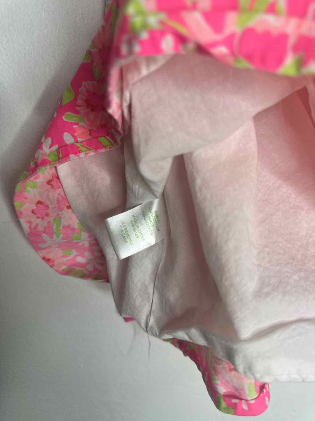 Lilly Pulitzer Size 8 Pink knee length skirt