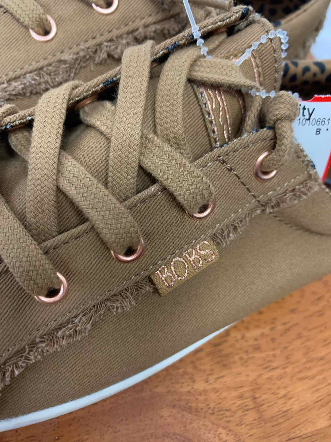 B.O.B.S Shoe Size 7 Brown athletic sneaker