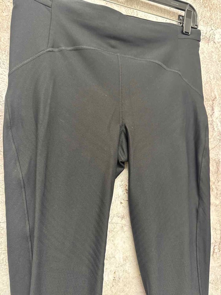 Lululemon Size 10 Black athletic pant