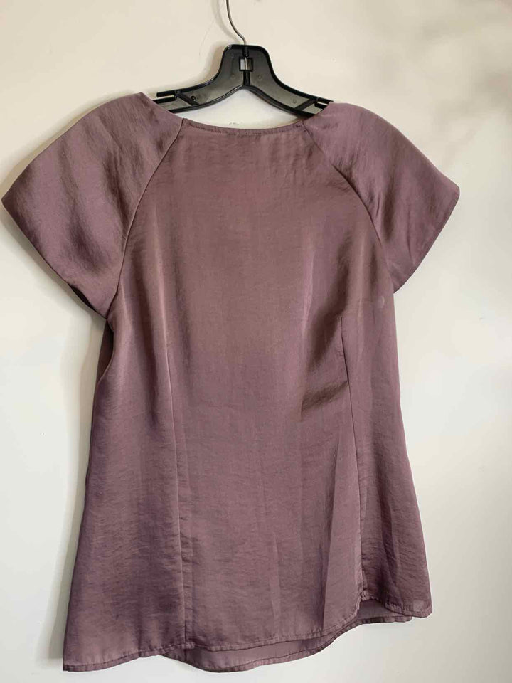 Ann Taylor Women Size M Plum sleeveless