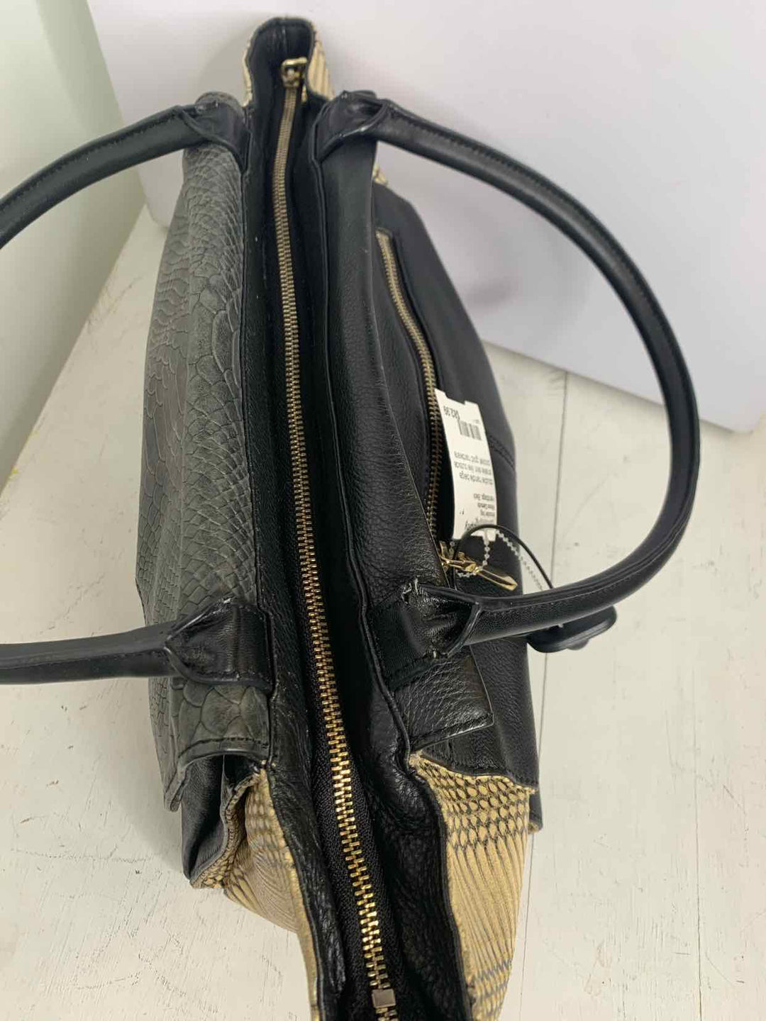 Vince Camuto Black shoulder bag