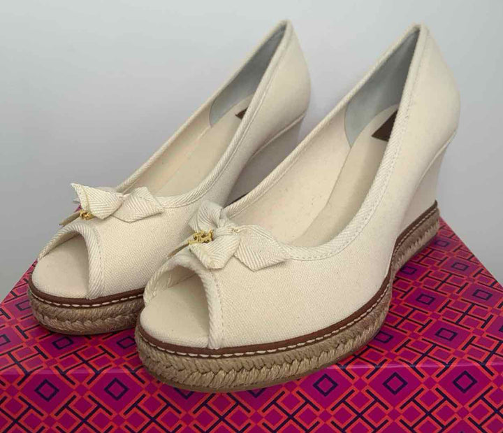 Tory Burch Ivory W Shoe Size 9.5 wedge