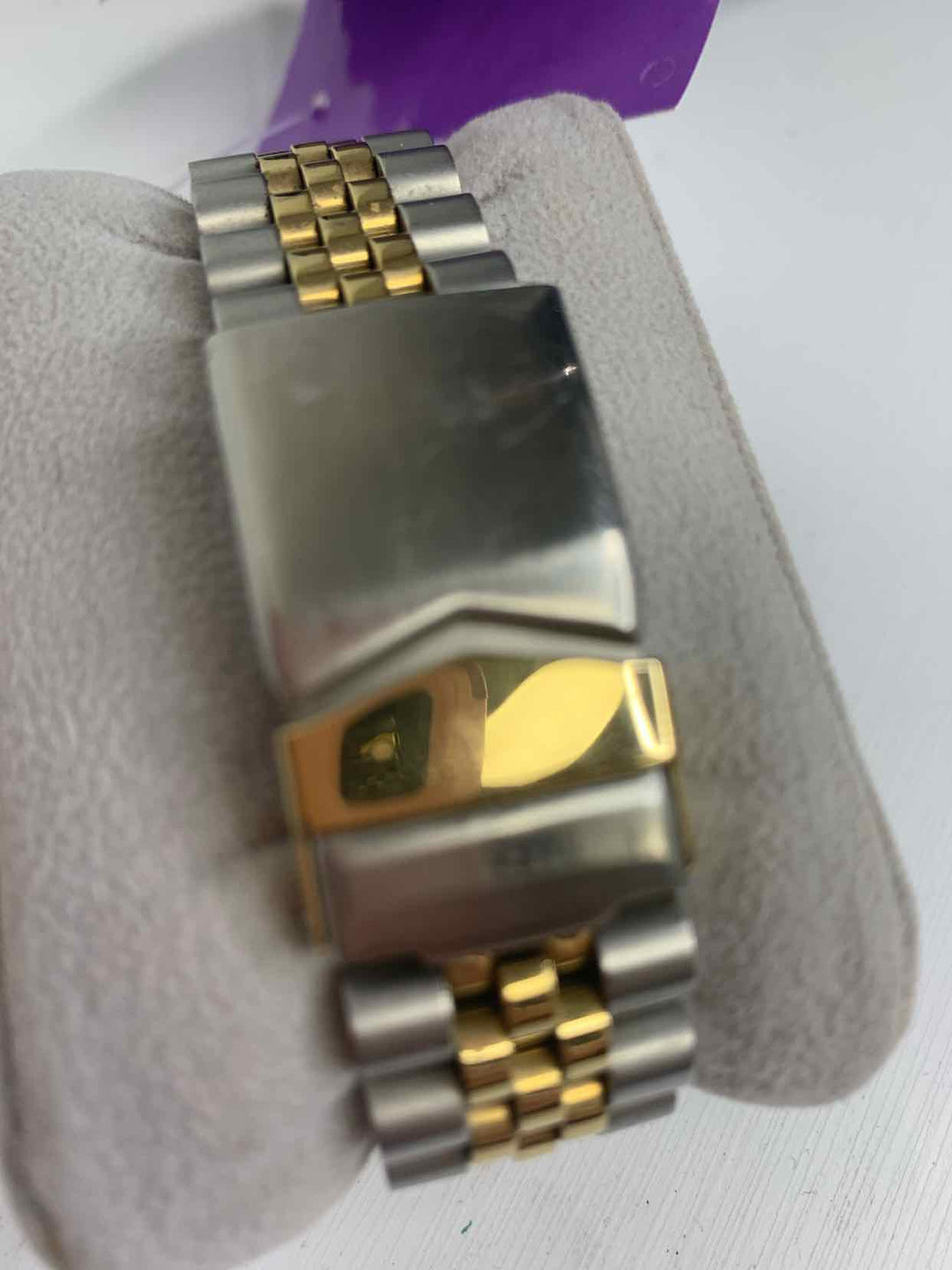 Marc Jacobs Size M/L gold Watch