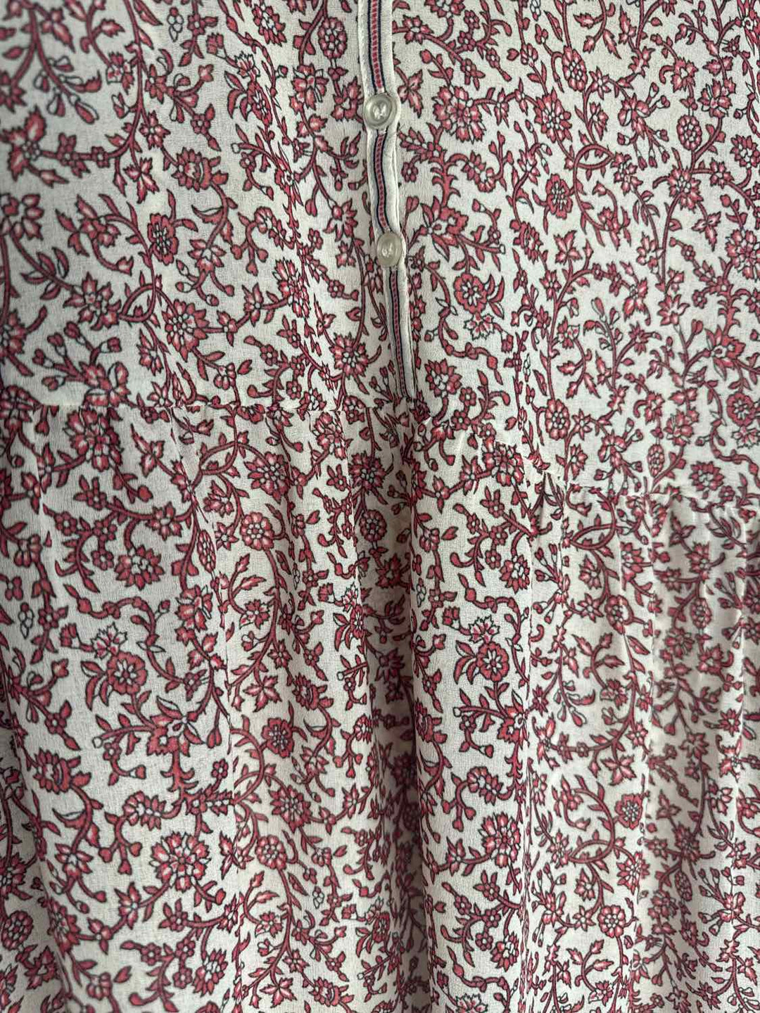 Max Studio Size XS Floral Button Down long sleeve top