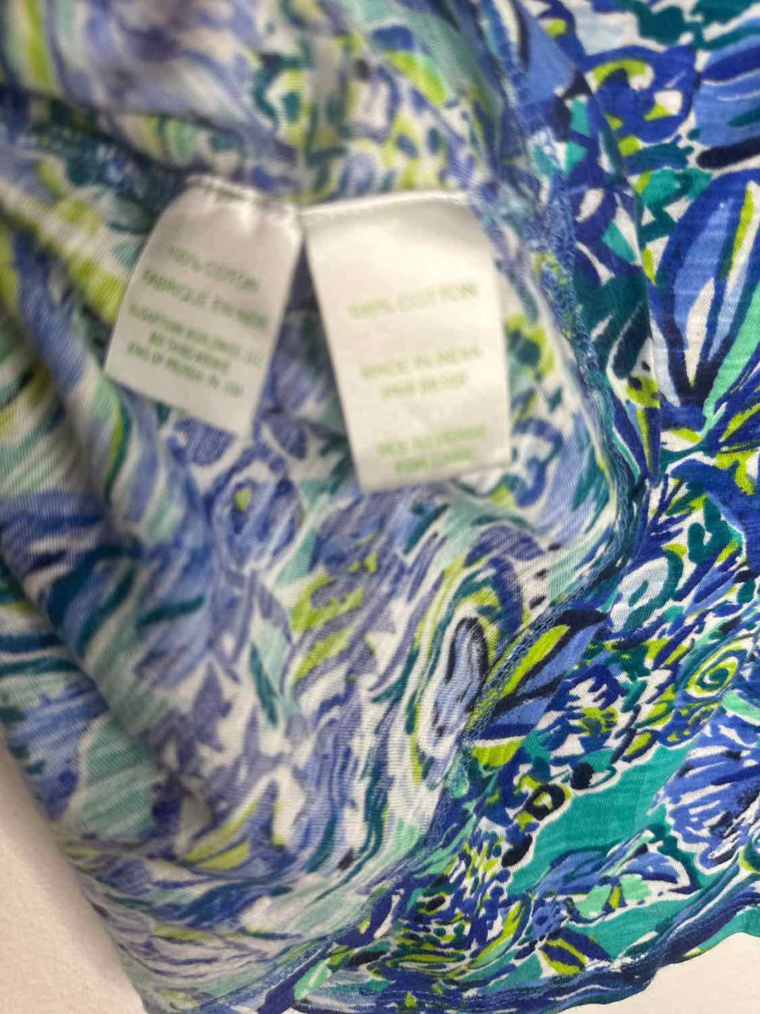 Lilly Pulitzer Size S Blue Paisley short sleeve top