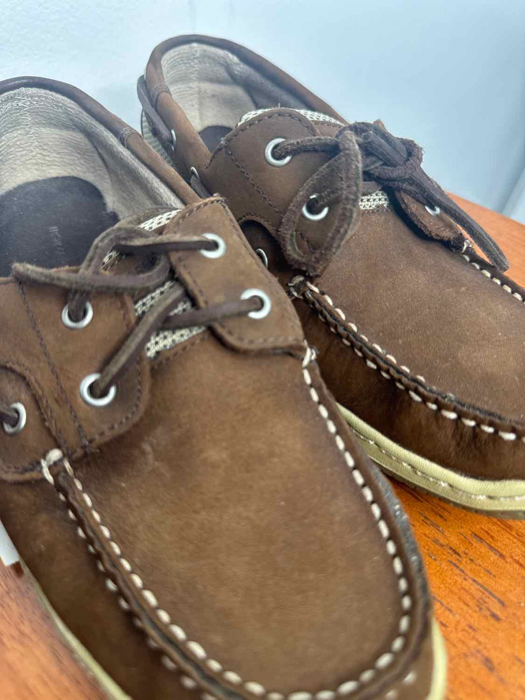 Highland Creek Shoe Size 8.5 Brown flat shoe