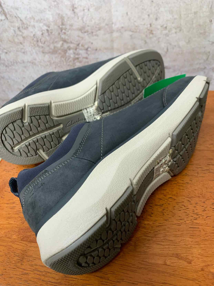 Clarks Navy W Shoe Size 10 athletic sneaker