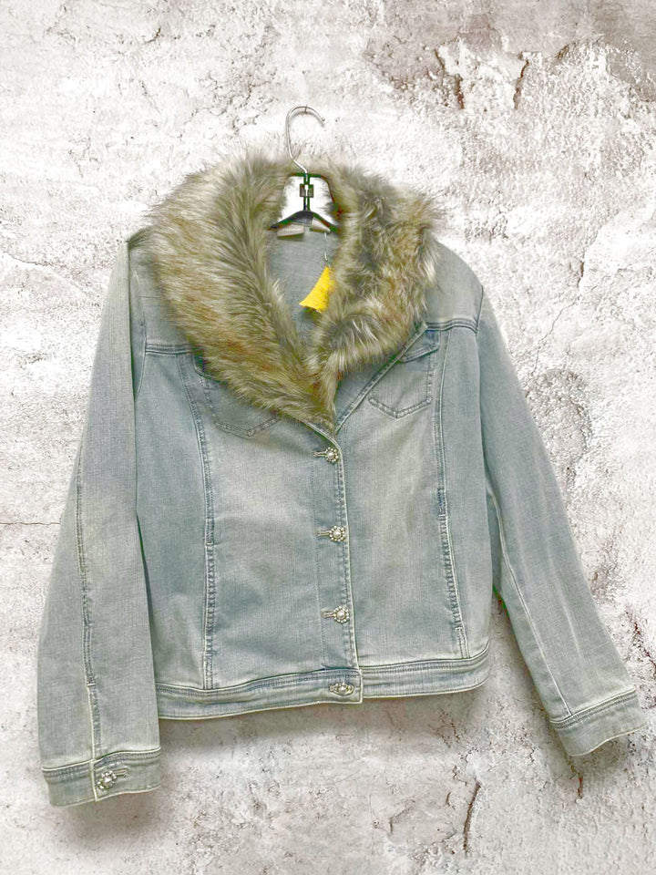 Chicos Size 1 Denim denim jacket