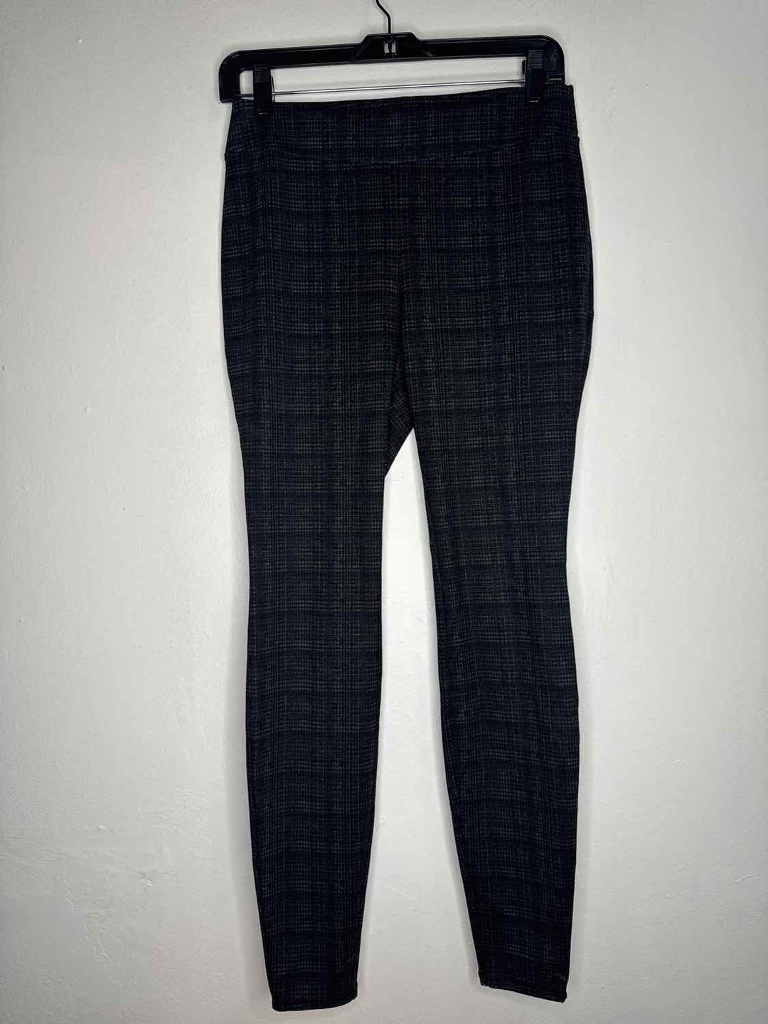 Women Size XS White Black Market Grey casual