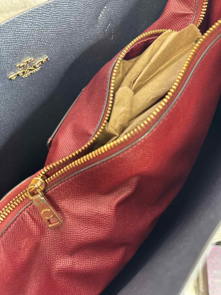 Coach Size OS Grey Purse