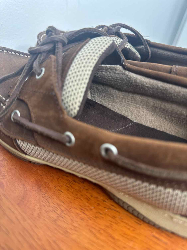 Highland Creek Shoe Size 8.5 Brown flat shoe