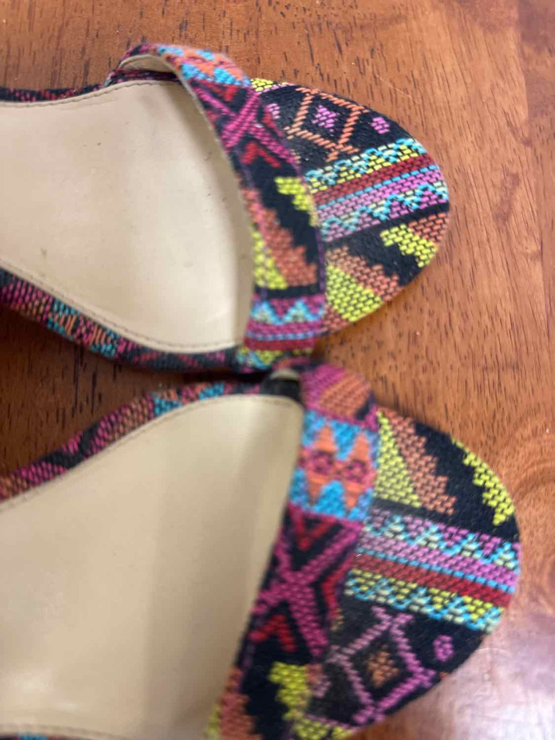 Jessica Simpson Shoe Size 7 Multi-Color high heel