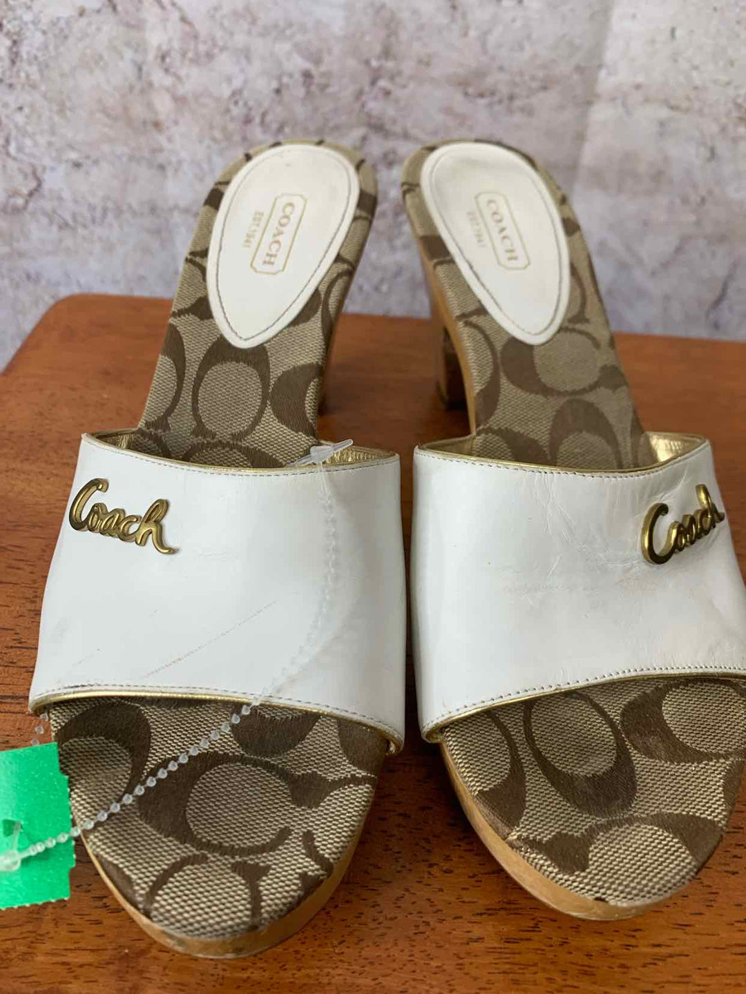 Coach White W Shoe Size 9 high heel