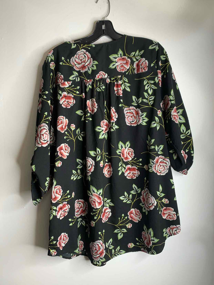 MPH Collection Women Size 2X Black long sleeve top